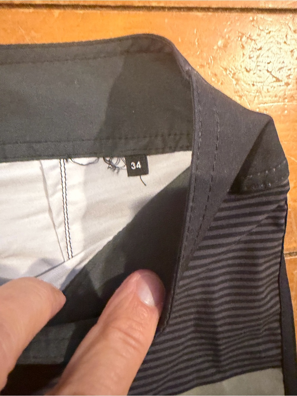 Quiksilver Men’s Black, Olive & Gray Stripe Boardshorts - Picture 2 of 2